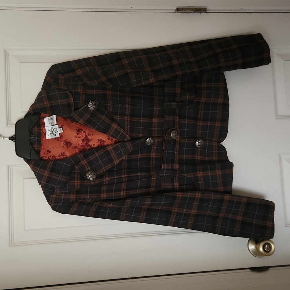 IVY JANE Plaid Cross Blazer!